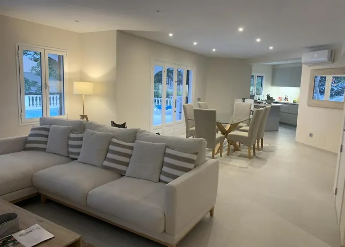 Hermitage * Binissafuller